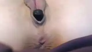 قضيب اصطناعي وحشي يدمر مهبل آسيوية في جنس صريح