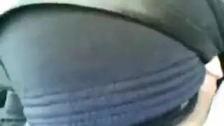 عاهرة القرية المصرية: تخلع الحجاب وتمارس جنس جماعي عنيف