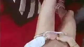 تلميذات في جماع شرجي جماعي إباحي