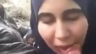 نيك فلاحة فى الغيطo42styh5bivn