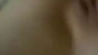 أنجي الخوري في مشهد جنس جماعي قاس مع صديقتها المفضلة