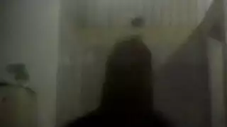 سارة جي تُستَخدم بقسوة من قبل شخص غريب شديد الشهوة