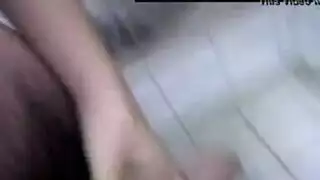 شيميل بقضيبين ضخمين وسميكين إباحية قاسية متطرفة
